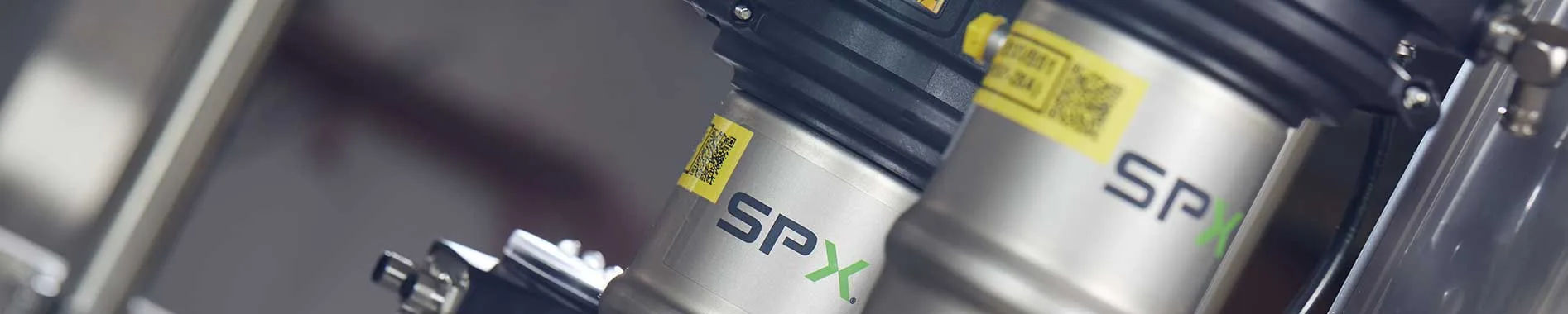 Proses hattı üzerindeki SPX marka vana aktüatörleri